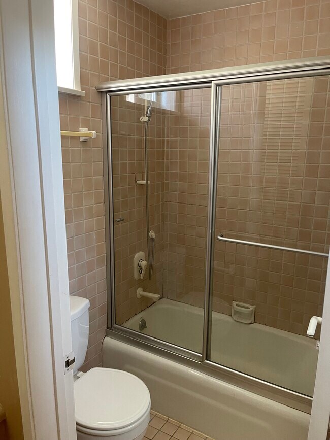 Foto del edificio - 16055 Temecula St