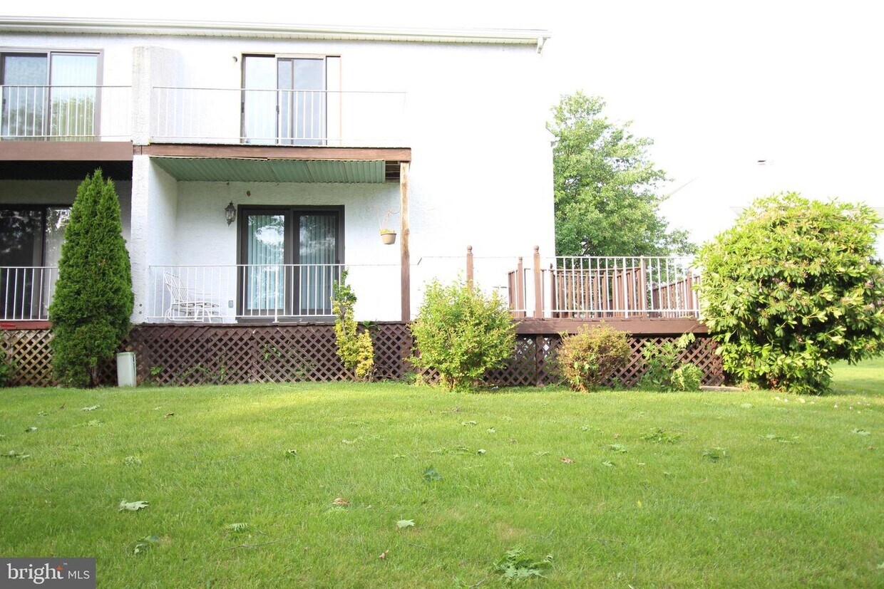 128 William Penn Dr, Norristown, PA 19403 Townhome Rentals in Norristown PA