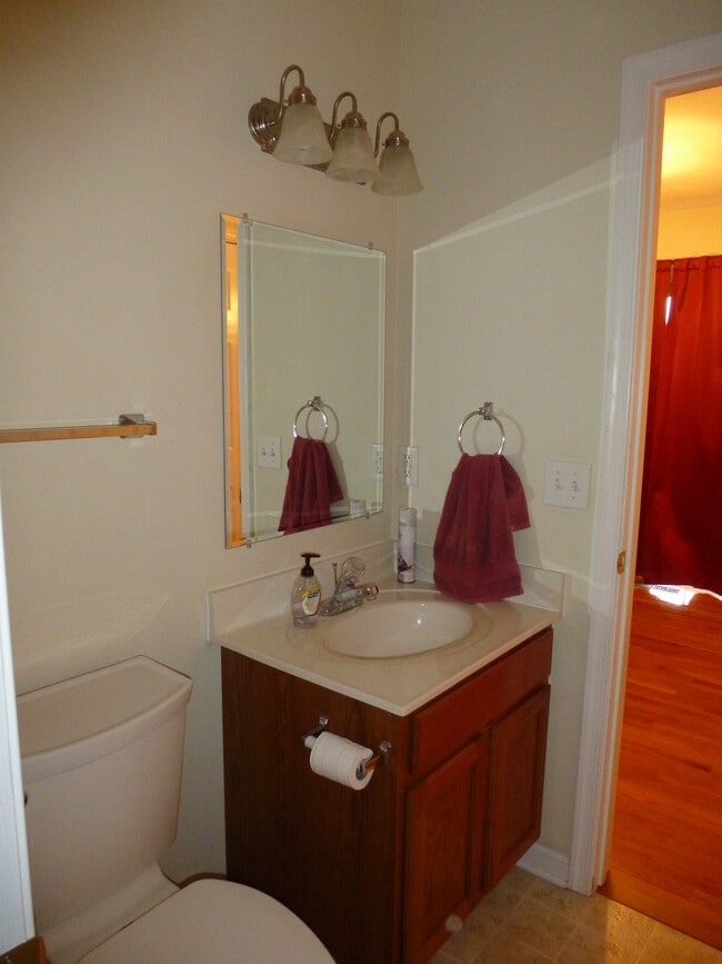 Building Photo - 14760 Justice Crossing