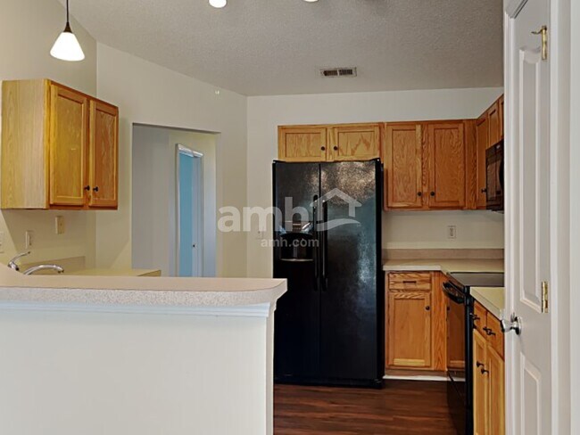 Foto del edificio - 212 Marcie Rush Ln