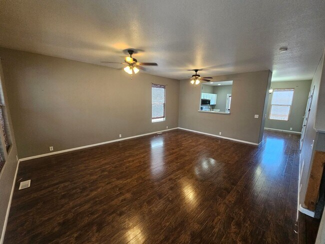 Photo - 3 Bed 3 Bath Townhome Minutes from Ft. Carson!!