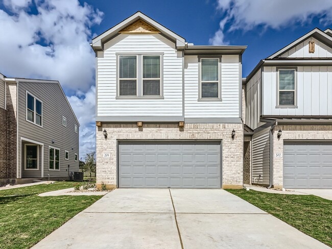 Building Photo - 2725 Woodall Dr