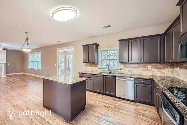 Foto del edificio - 1822 Patterson Mill Way
