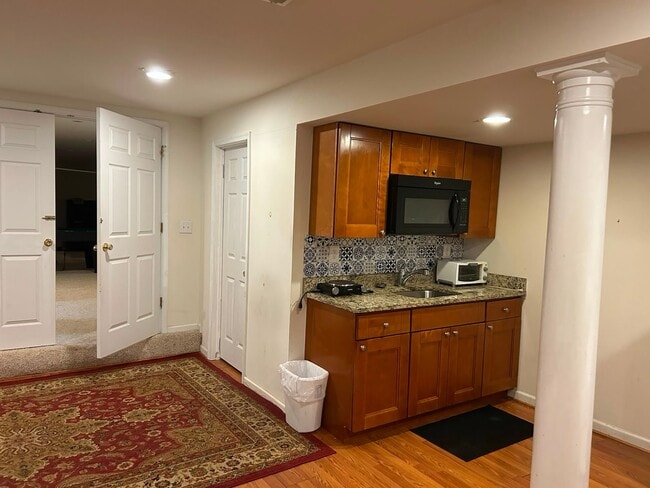 Building Photo - 14024 Sterling Point Dr
