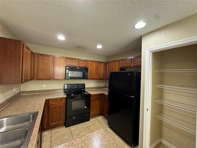 Foto del edificio - 1530 Merrimack Pkwy