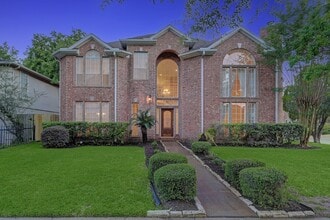Building Photo - 5365 Lampasas St