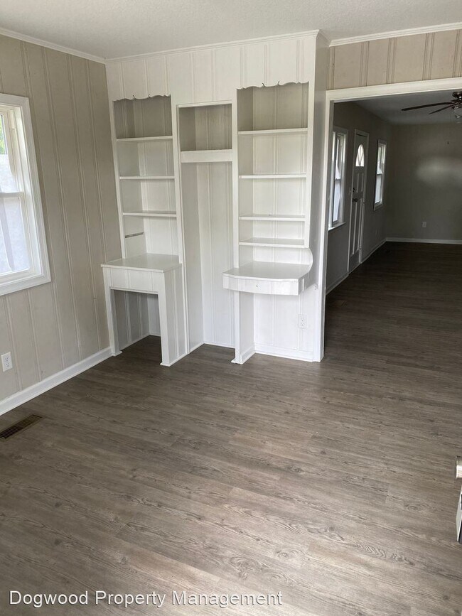Building Photo - 2 br, 1 bath House - 800 Parkview Drive