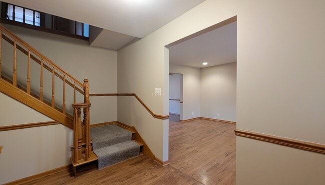 Building Photo - 205 San Carlos Rd