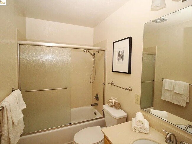 Foto del edificio - 933 Addison St