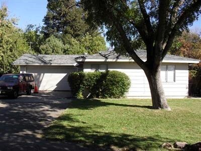 Building Photo - 7359 Lincoln Ave
