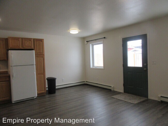 Building Photo - 3 br, 2.5 bath Apartment - 1212 26th Ave
