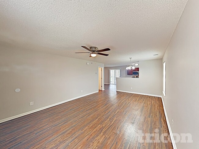 Foto del edificio - 1964 Lake Carolina Dr