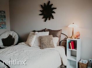 Foto del edificio - 1 br, 1 bath Apartment - 700 sqft