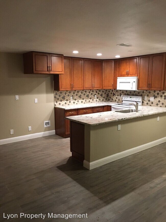 Building Photo - 2 br, 1 bath House - 5619 42nd Street Apt. #4