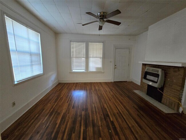 Foto del edificio - 2300 Plum St