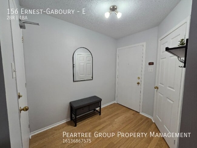 Photo du bâtiment - One months free rent if you sign by Octobe...