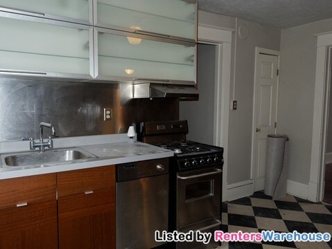 Foto del edificio - 2611 Marshall St NE