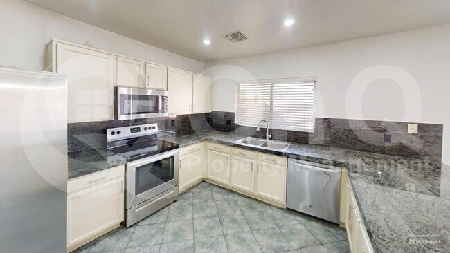 Foto del edificio - 11176 N 88th Pl