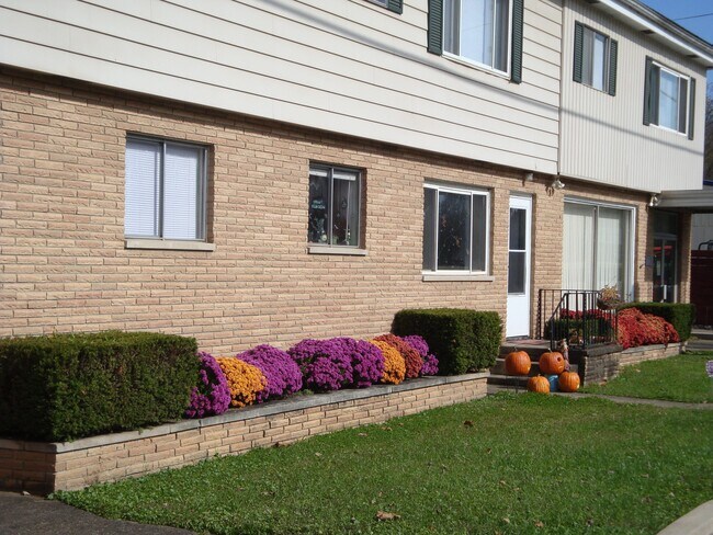 Foto del edificio - 6626 Ervin Rd