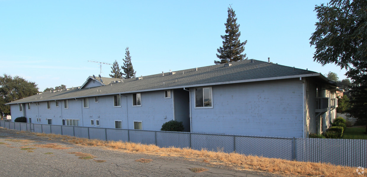 Building Photo - Knights Landing Harbor Apartments