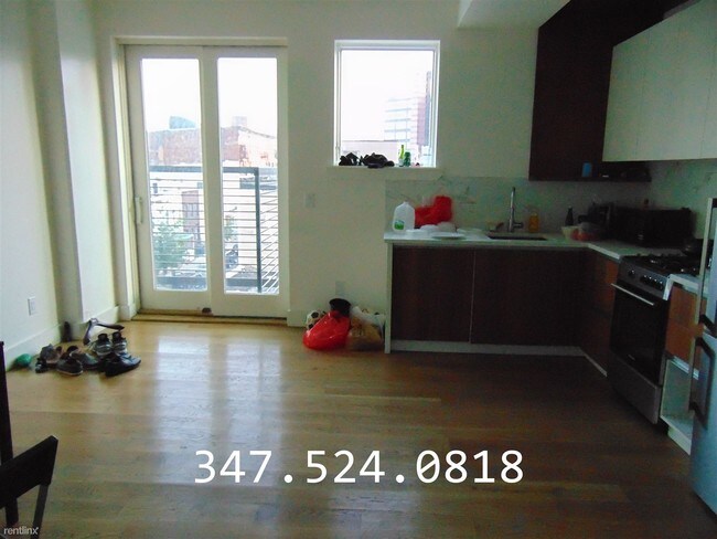 Foto del edificio - 2 br, 2 bath  - 810 Flushing Ave 4B