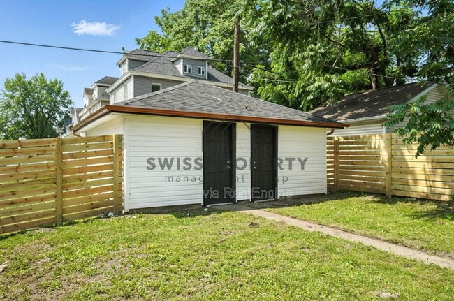 Foto del edificio - 889 E Livingston Ave