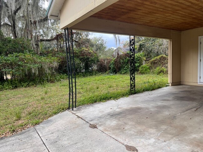 Building Photo - 1101 N Burton St