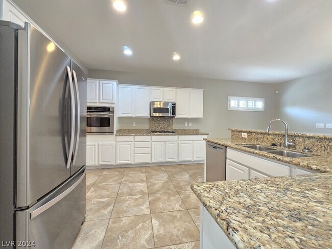 Building Photo - 2345 Ozark Plateau Dr