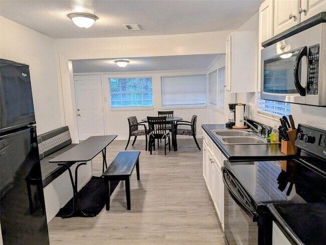 Foto del edificio - 20422 Canvas Back Rd