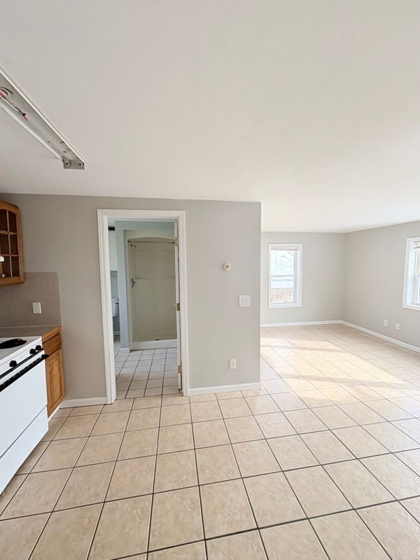 Building Photo - 530 High St