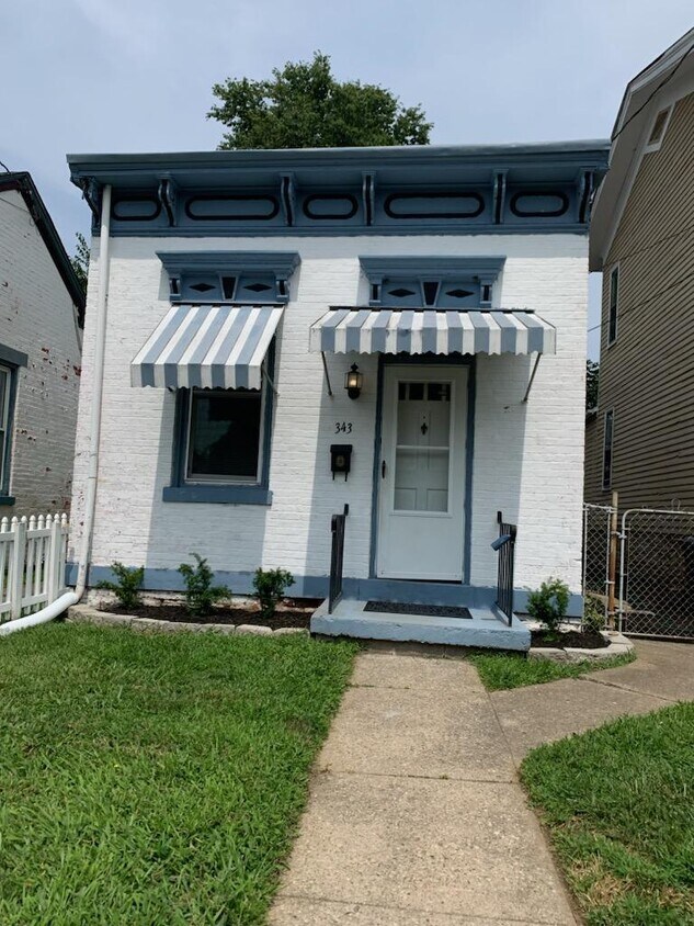 Primary Photo - 343 Berry Ave