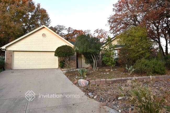 Building Photo - 3908 Helmsford Dr