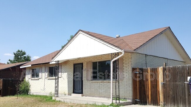 Foto del edificio - 14385 Pensacola Dr