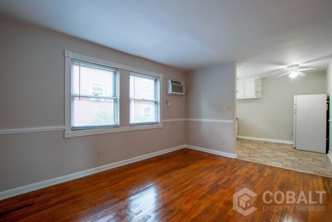 Photo - 944 St Charles Ave NE Apartment