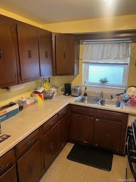 Foto del edificio - 66 Lee Ave