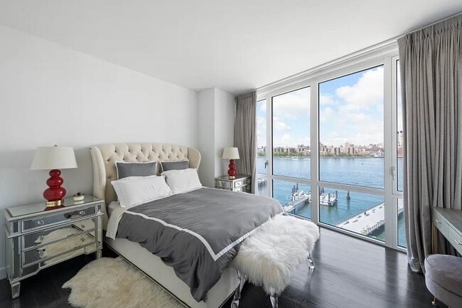 Building Photo - 1 bedroom in Brooklyn NY 11249