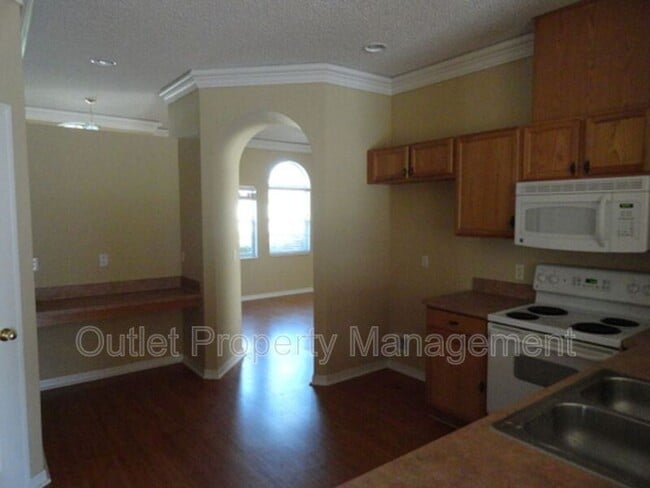 Foto del edificio - 9356 Monterey Bay Dr