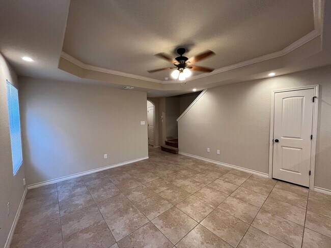 Foto del edificio - 6846 Lakeview Dr.