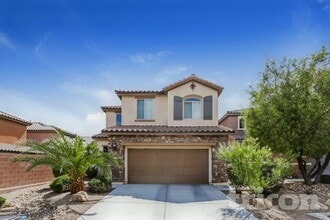 Building Photo - 10250 Copalito Dr