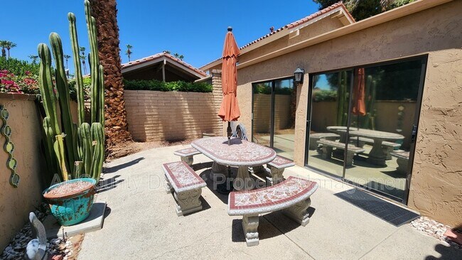 Building Photo - 37640 Los Cocos Dr E