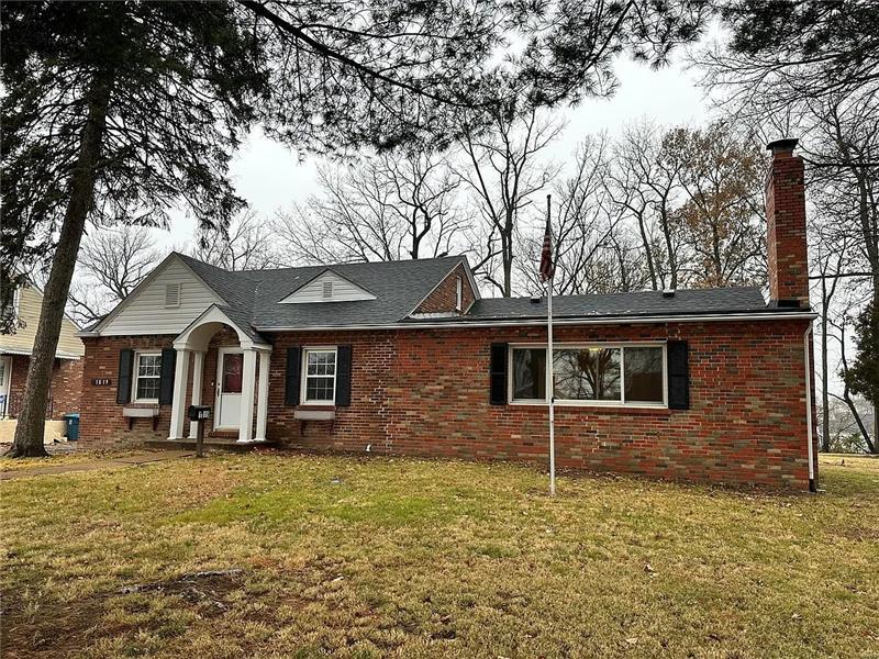 Primary Photo - Charming 4 bedroom