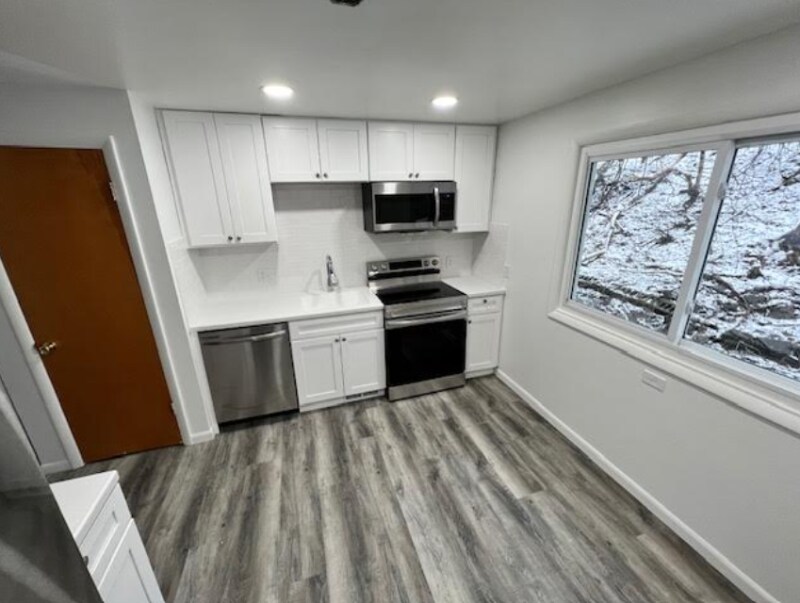 326 Draper Ave Unit B6, Syracuse, NY 13219 Apartment for Rent in