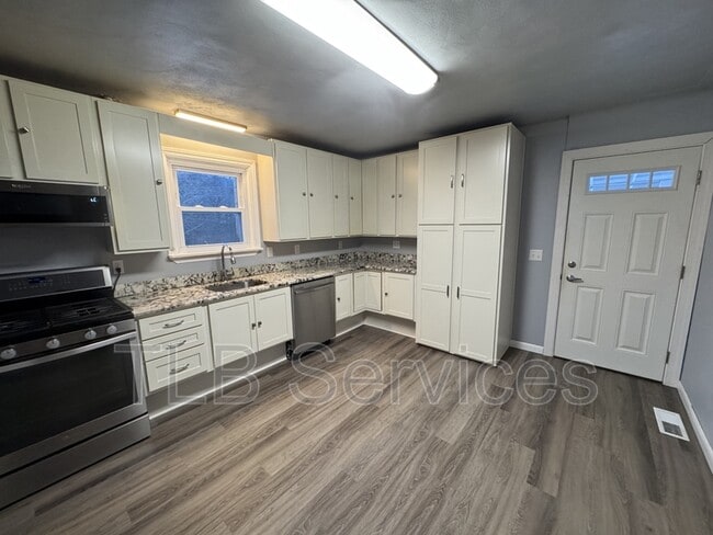 Foto del edificio - 542 Montdale Rd