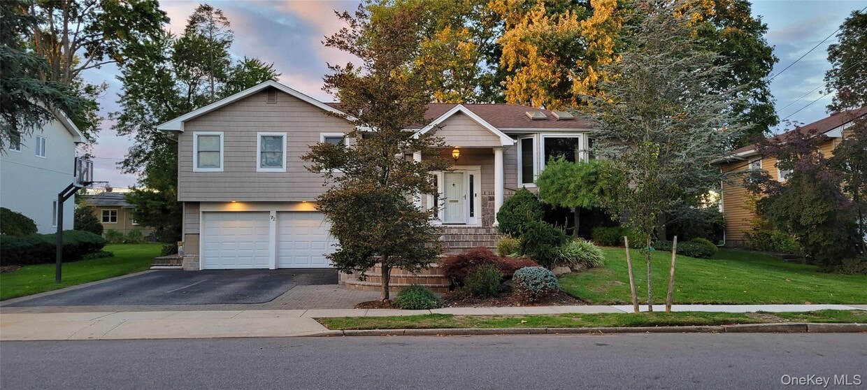 Primary Photo - 72 Orange Dr