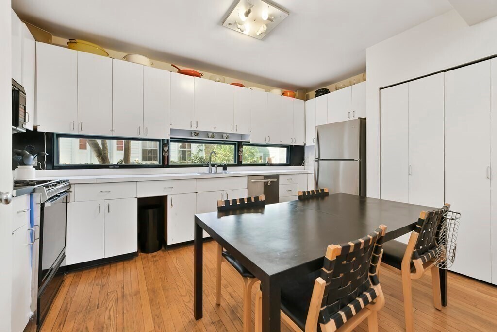 Foto principal - 11 Maynard Pl