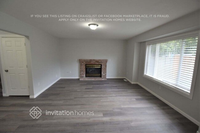 Building Photo - 3305 Davis Ct NE