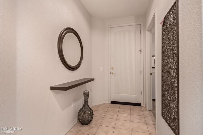 Foto del edificio - 6535 E Superstition Springs Blvd
