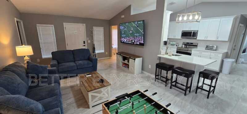 Foto principal - 138 Pine Grove Dr