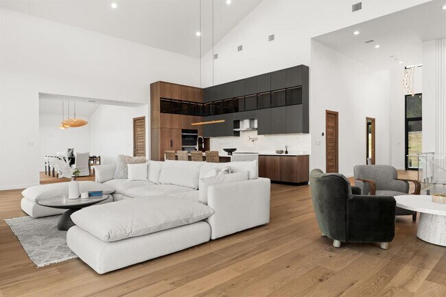 Foto del edificio - 2714 Lakehurst Rd