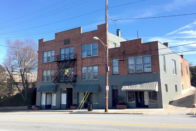 Building Photo - 254 Summit Ave